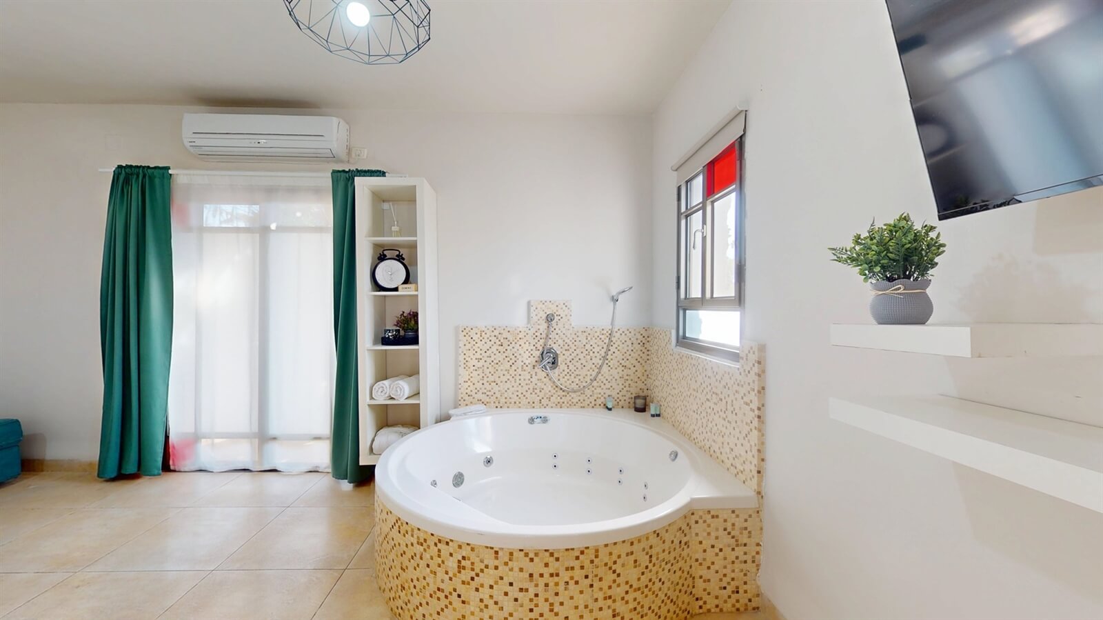 צימרים לפי שעה בחד נס - סוויטות טיפאני